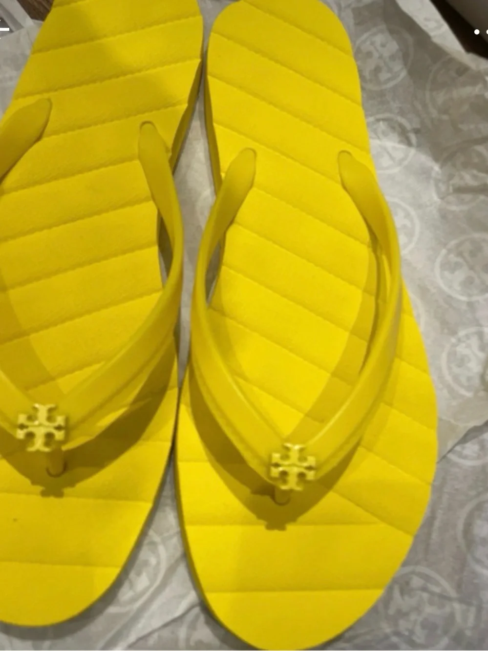 Tory Burch Kira firefly yellow Rubber Flip Flops - Casual Summer sandals